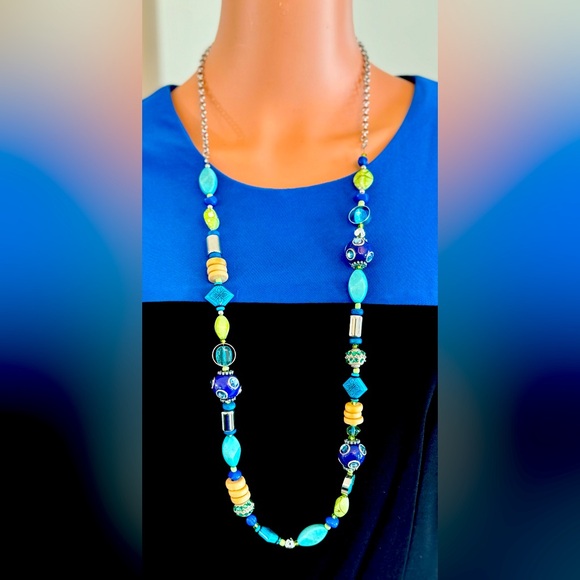 Chico’s Beaded Stone Adjustable Length Blue Shades Necklace NWOT MSRP $78 - Picture 1 of 5